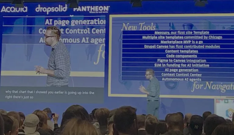 Dries Buytaert präsentiert die Keynote der DrupalCon 2025